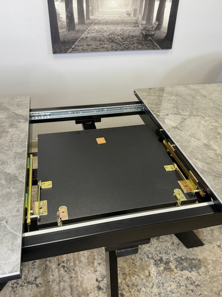 Обеденный стол Kenner DL1300