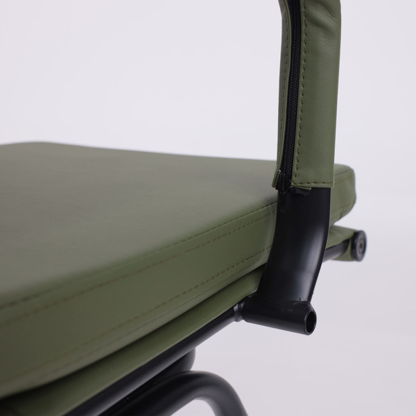 Стул офисный AksHome Indigo CF (зеленый/черный)