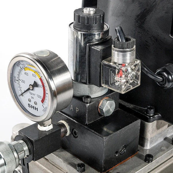 Насос гидравлический КВТ ПМЭ-7020У 79664