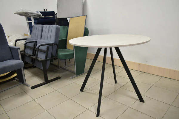 Обеденный стол Древпром М161 Оттис ф900 ДП1-03-01