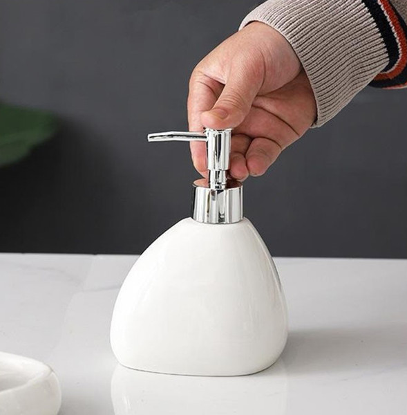 Набор аксессуаров для ванной Saniteco 6499004395A