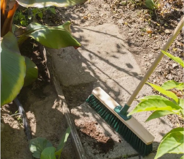 Щетка для пола York 000110