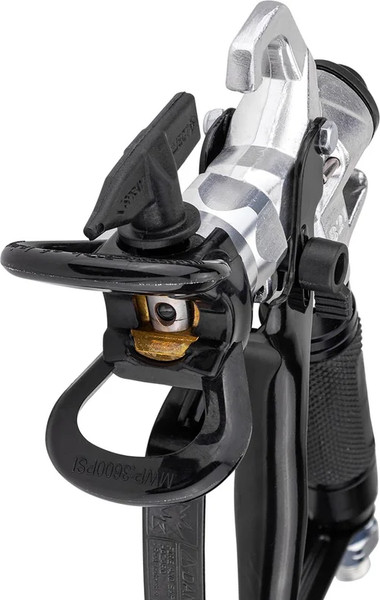 Краскопульт безвоздушный RockForce RF-RP8626