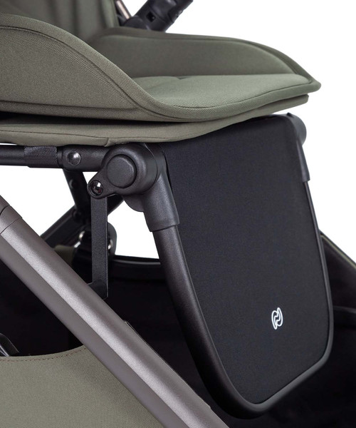 Детская прогулочная коляска Carrello Magia / CRL-5555