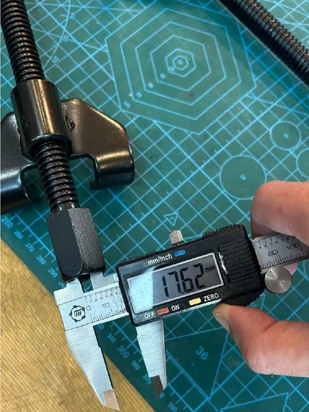 Стяжка пружин H-D HDB-HD-2547