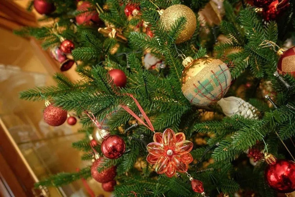 Ель искусственная Царь елка Фаворит / ФВР-190