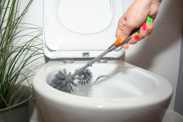 Щетка для унитаза York 65210