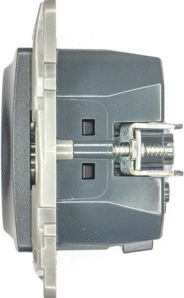 Розетка Legrand Etika / 672688