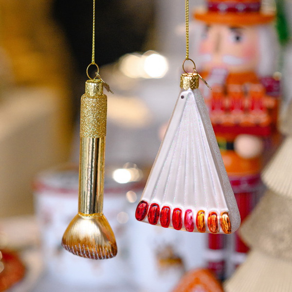 Елочная игрушка Vondels Кисть для макияжа / 1250101115014