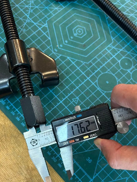 Стяжка пружин H-D HDB-HD-2546