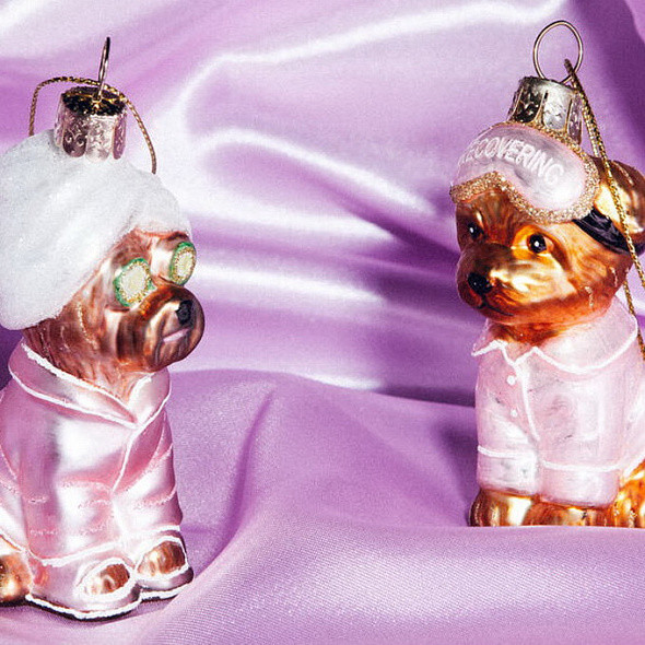 Елочная игрушка Vondels Собачка в пижаме / 2232250085010