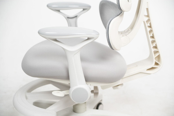 Кресло детское Ergosmart Antey