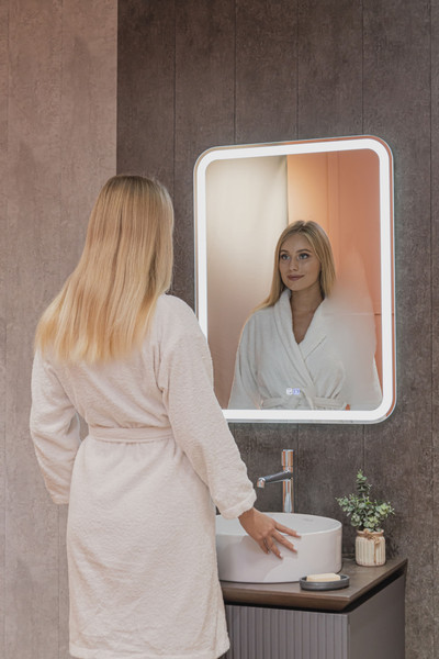 Зеркало Silver Mirrors Stiv neo RGB.S 60x80 / LED-00003035