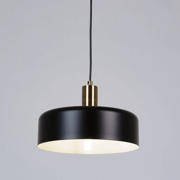 Потолочный светильник Arte Lamp A7052SP-1BK