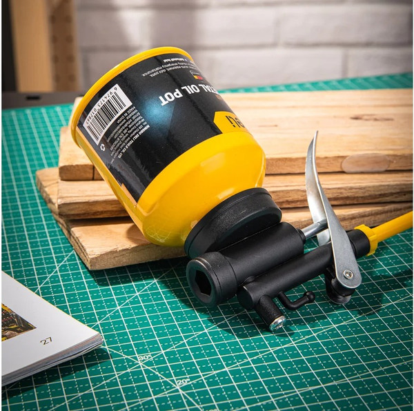 Масленка техническая Deli EDL2401