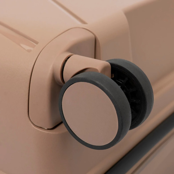 Чемодан на колесах Grott 262-M7890/3-20COF