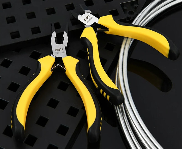 Длинногубцы Deli EDL103205