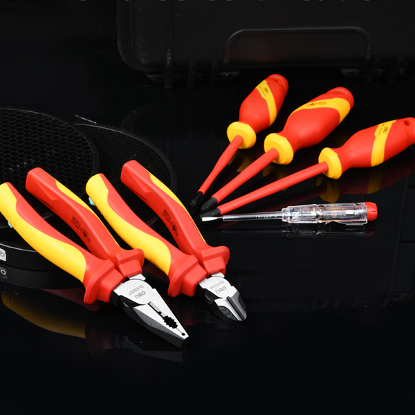 Универсальный набор инструментов Deli Диэлектрический / EDL512006T