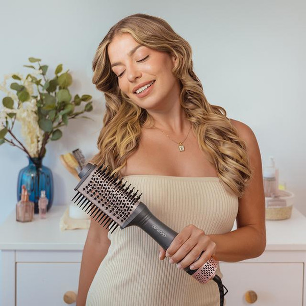 Фен-щетка Cecotec CeramicCare Unique Triangle / 3503