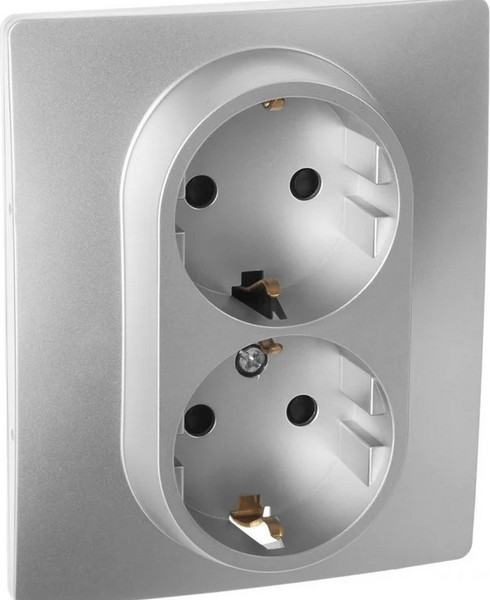 Розетка Legrand Inspiria 673452