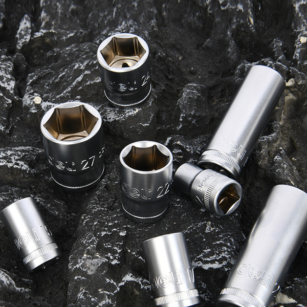 Универсальный набор инструментов Deli EDQ45082