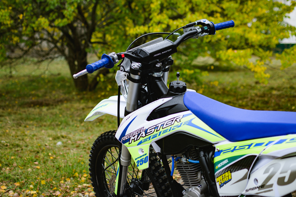 Мотоцикл AVM Sabre 250