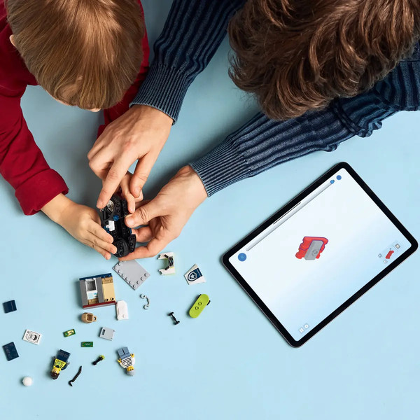 Конструктор Lego City Полицейская погоня на мотоцикле 60455