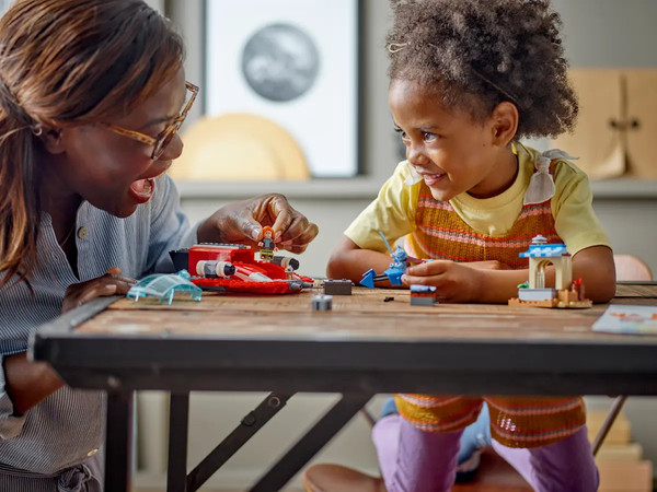 Конструктор Lego Star Wars Багровый Огненный Ястреб 75384