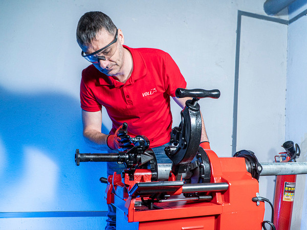 Резьбонарезной станок VOLL V-Matic A4 2.20100