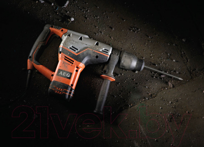 Профессиональный отбойный молоток AEG Powertools MH5 G