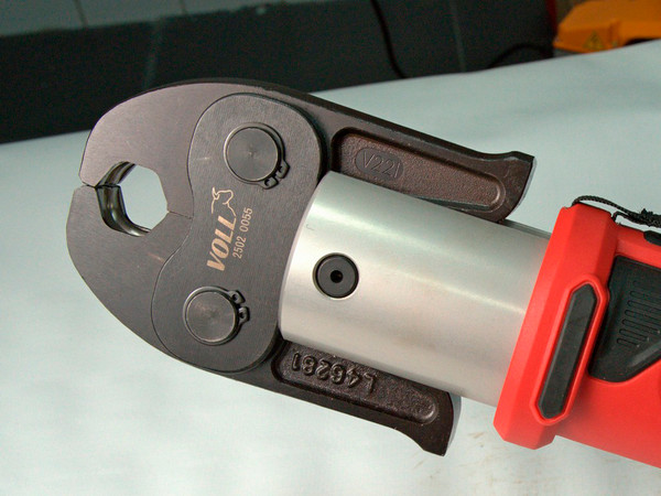 Пресс-клещи для пресса гидравлического VOLL SV 22 / 8.10022