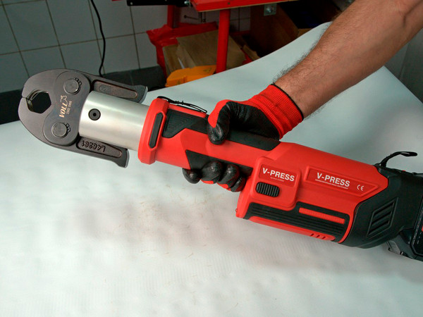 Пресс-клещи для пресса гидравлического VOLL SV 28 / 8.10028