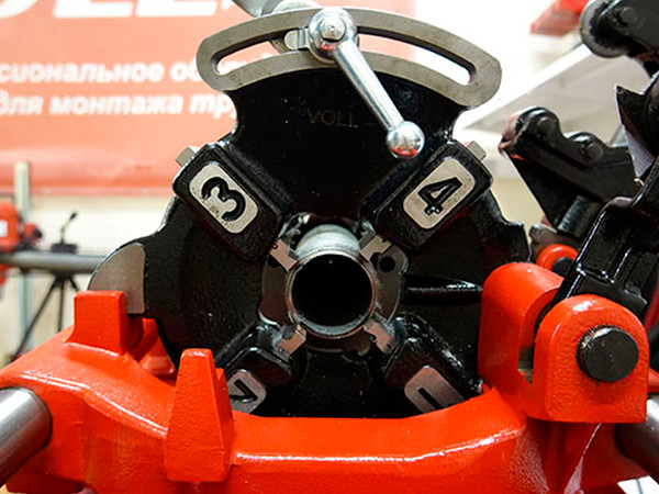 Резьбонарезной станок VOLL V-Matic A2 / 2.20050