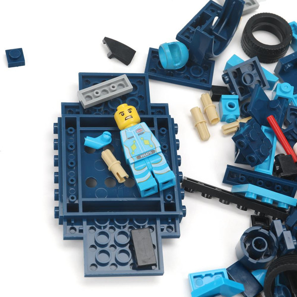 Конструктор Город мастеров Суперкар Bugatti / 57042-YD