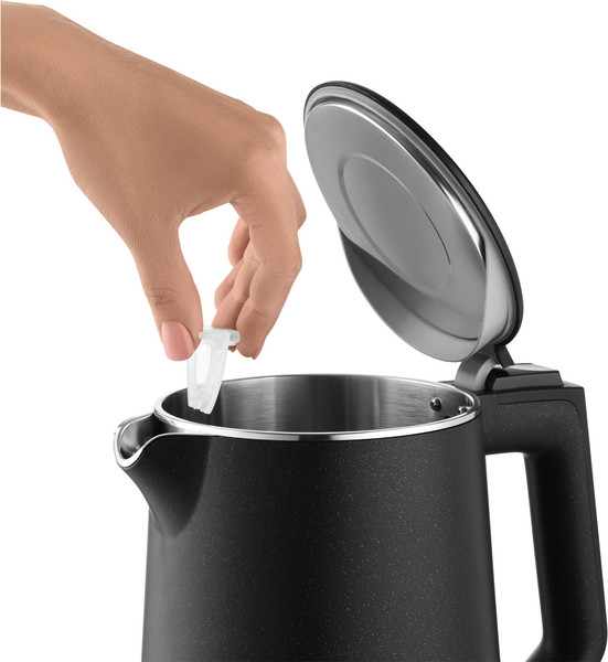 Электрочайник Sencor SWK 0551BK