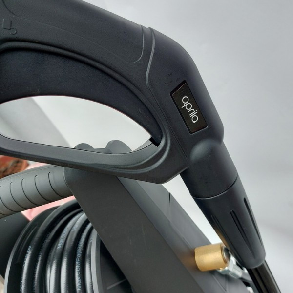 Мойка высокого давления Aprila G-144 / APW-VSA-110P