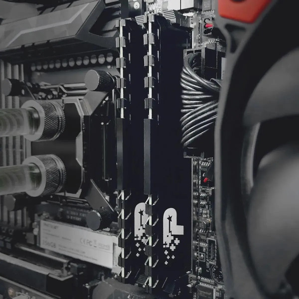 Оперативная память DDR4 Patriot PSP416G3200H1