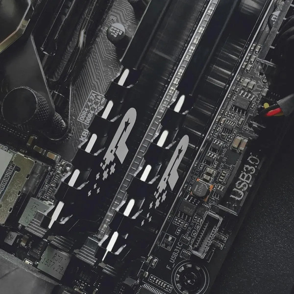 Оперативная память DDR4 Patriot PSP416G3200H1