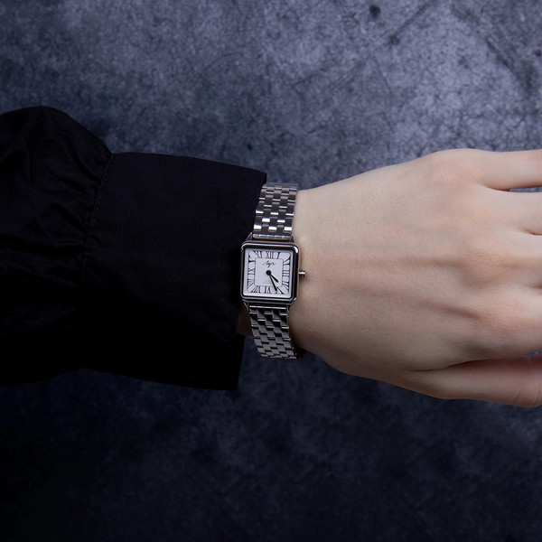 Часы наручные женские Луч 940410668