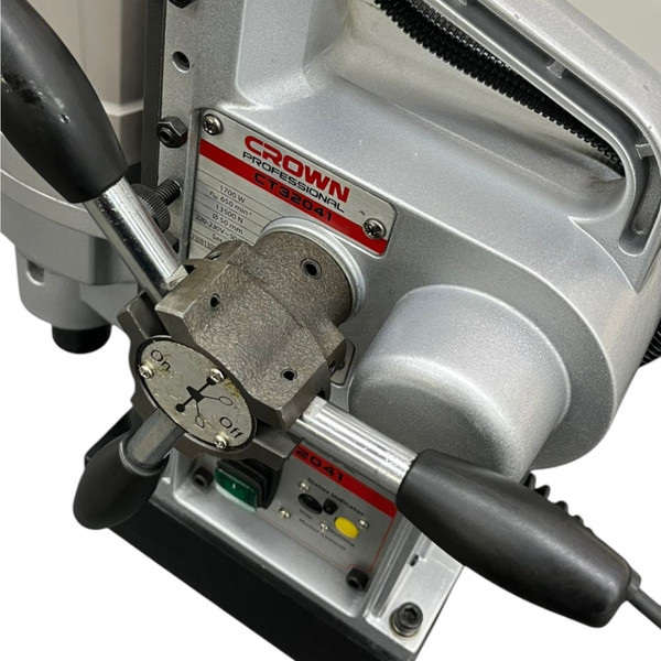 Магнитный сверлильный станок CROWN CT32041