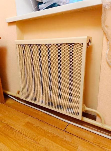 Экран для радиатора Ventale С сеткой 4 секции 390x610x140мм