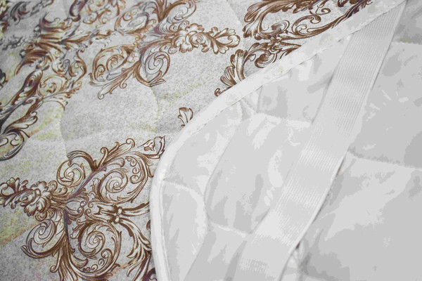 Наматрасник защитный Бояртекс Стеганый с резинкой по углам 140x200