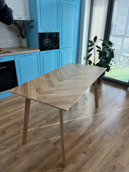 Обеденный стол SemWood СОБ/Д-М7/1400.800Е 140х80