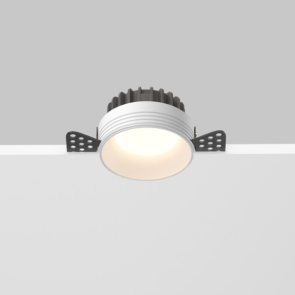 Точечный светильник Maytoni Okno DL055-8W3-4-6K-TRS-W