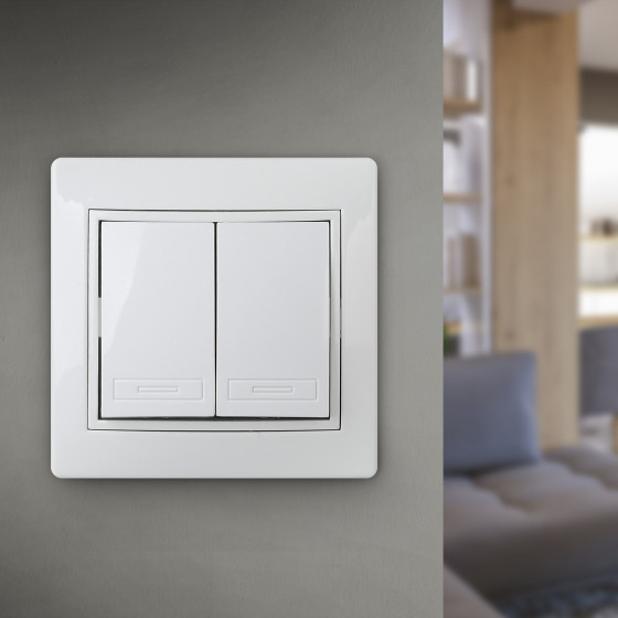 Выключатель ЭРА Intro Plano 1-104-01 / Б0053758