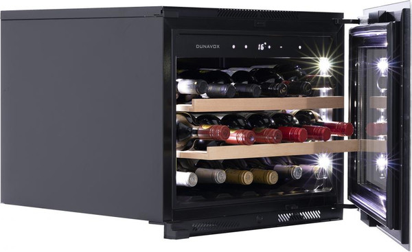 Винный шкаф DUNAVOX DAVG-18.46SS.TO