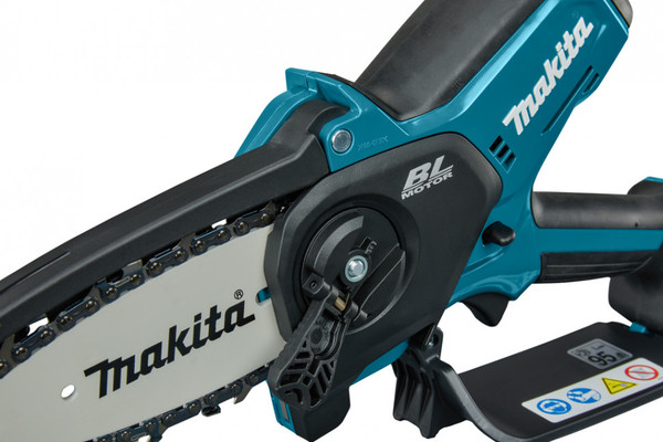 Пила цепная аккумуляторная Makita UC100DWA