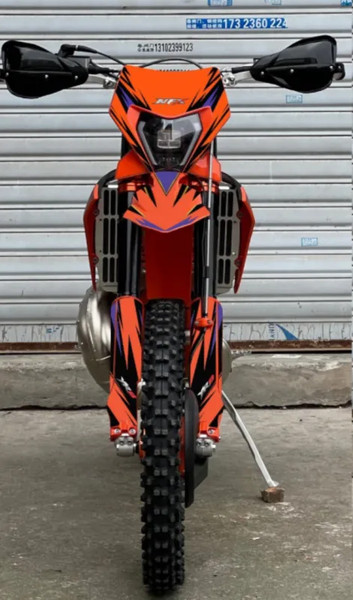 Мотоцикл Nine Fox Outlaw YBS300