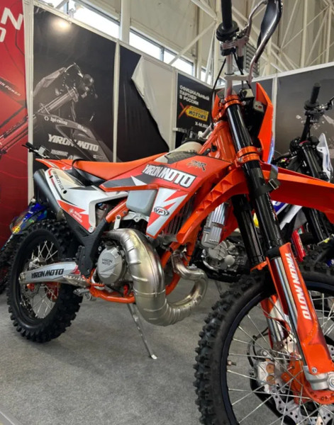 Мотоцикл Nine Fox Outlaw YBS300