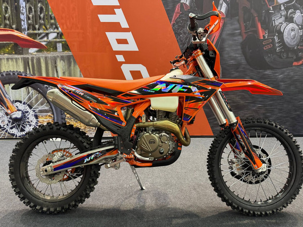 Мотоцикл Nine Fox Outlaw YB300H